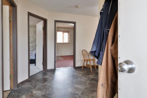 126 Alberta Street, New Norway, AB - Indoor Photo Showing Other Room