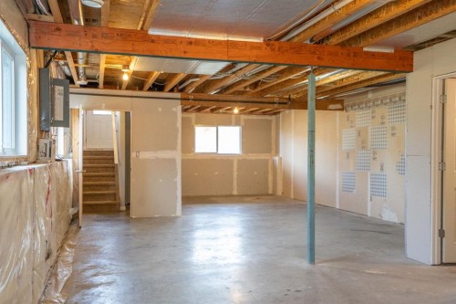 4521 Van Eaton Way, Clive, AB - Indoor Photo Showing Basement