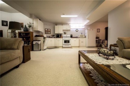 49210 B Range Road 162, Holden, AB - Indoor