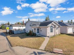 73 Lansbury Close  Lacombe, AB T4L 1P4