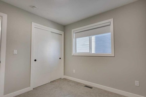 232 Emerald Drive, Red Deer, AB - Indoor Photo Showing Other Room