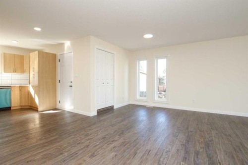 27 Gregson Crescent, Red Deer, AB - Indoor Photo Showing Other Room