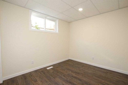 27 Gregson Crescent, Red Deer, AB - Indoor Photo Showing Other Room