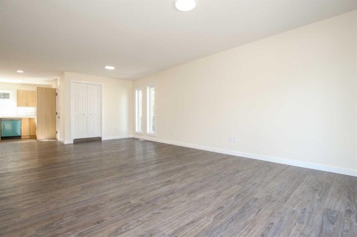 27 Gregson Crescent, Red Deer, AB - Indoor Photo Showing Other Room