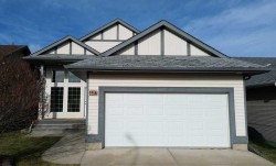 4412 58 Street Close  Rocky Mountain House, AB T4T 0A4