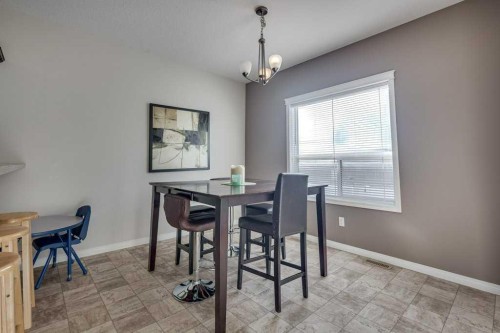 111-50 Lucky Place, Sylvan Lake, AB - Indoor Photo Showing Dining Room
