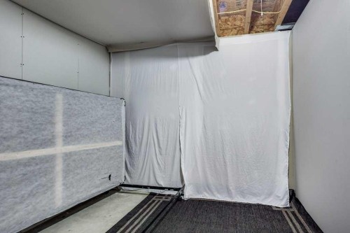 111-50 Lucky Place, Sylvan Lake, AB - Indoor Photo Showing Other Room