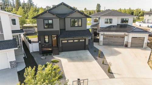 84 Emmett Crescent, Red Deer, AB - Outdoor With Facade