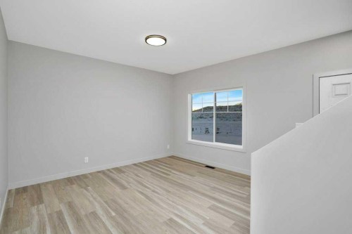 122 Gray Close, Sylvan Lake, AB - Indoor Photo Showing Other Room