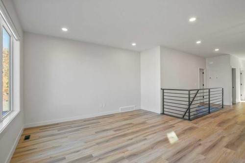 151 Cedar Square, Blackfalds, AB - Indoor Photo Showing Other Room
