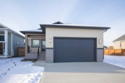 151 Cedar Square  Blackfalds, AB T4M 0A2