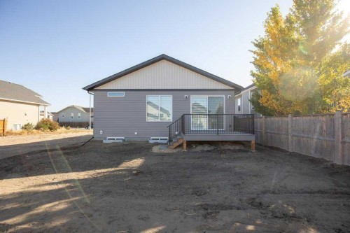 151 Cedar Square, Blackfalds, AB - Outdoor