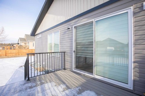 151 Cedar Square, Blackfalds, AB - Outdoor With Exterior