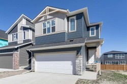 92 Amblefield Grove NW Calgary, AB T3P 2L4