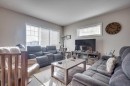 84 Tanner Street, Red Deer, AB  - Indoor Photo Showing Living Room 