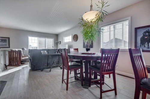 84 Tanner Street, Red Deer, AB - Indoor Photo Showing Dining Room