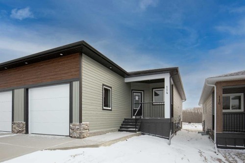 114 Gray Close, Sylvan Lake, AB - Outdoor