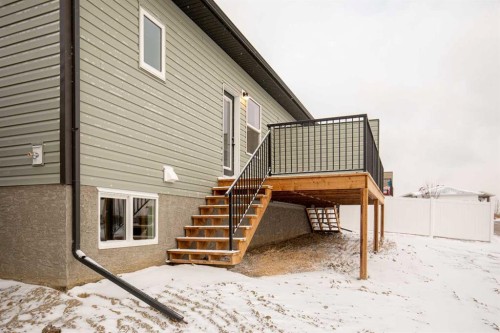 114 Gray Close, Sylvan Lake, AB - Outdoor With Exterior