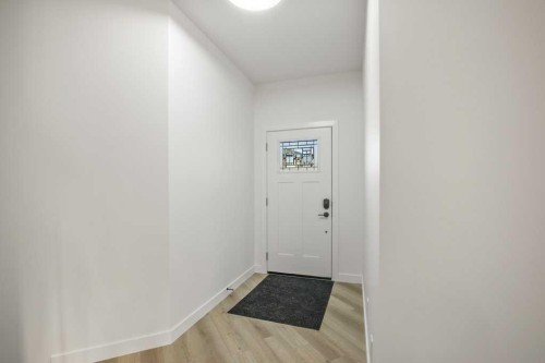 116 Gray Close, Sylvan Lake, AB - Indoor Photo Showing Other Room