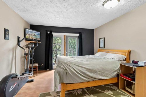 9 Ockley Close, Red Deer, AB - Indoor Photo Showing Bedroom