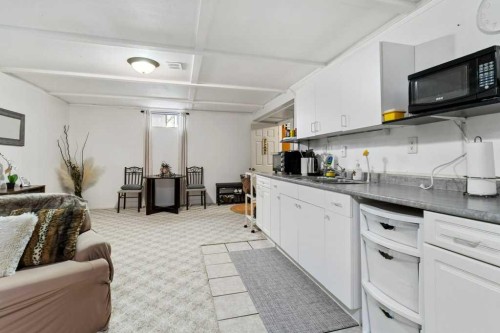 9 Ockley Close, Red Deer, AB - Indoor Photo Showing Kitchen
