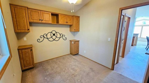 28-32351 Range Road 55, Rural Mountain View County, AB - Indoor Photo Showing Other Room