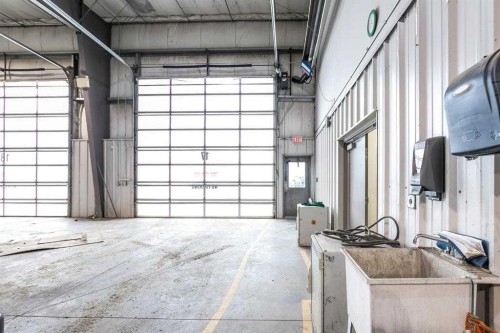 5 Sylvaire Close, Sylvan Lake, AB 