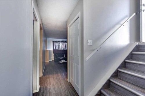 7 Nyberg Avenue, Red Deer, AB - Indoor Photo Showing Other Room
