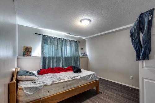 7 Nyberg Avenue, Red Deer, AB - Indoor Photo Showing Bedroom