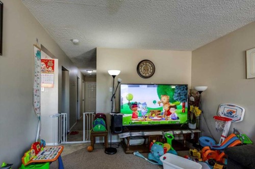 7 Nyberg Avenue, Red Deer, AB - Indoor Photo Showing Other Room