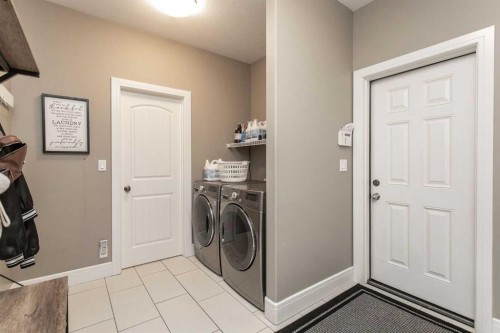 30 Parkridge Crescent, Blackfalds, AB - Indoor Photo Showing Laundry Room