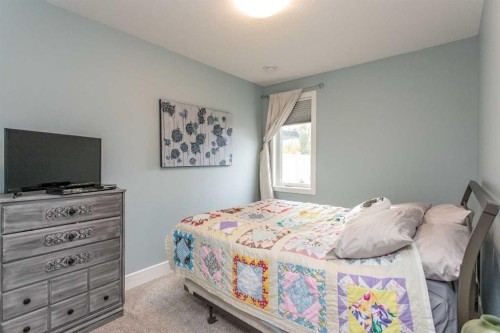 30 Parkridge Crescent, Blackfalds, AB - Indoor Photo Showing Bedroom