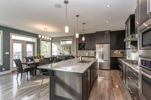 30 Parkridge Crescent, Blackfalds, AB - Indoor Photo Showing Kitchen With Stainless Steel Kitchen With Upgraded Kitchen