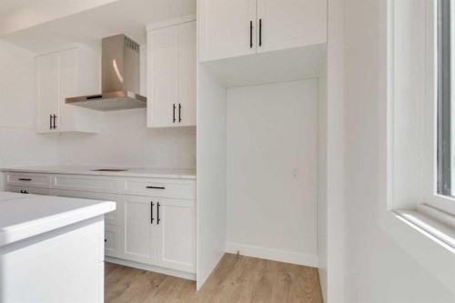 612 Buffaloberry Manor Se, Calgary, AB - Indoor Photo Showing Kitchen