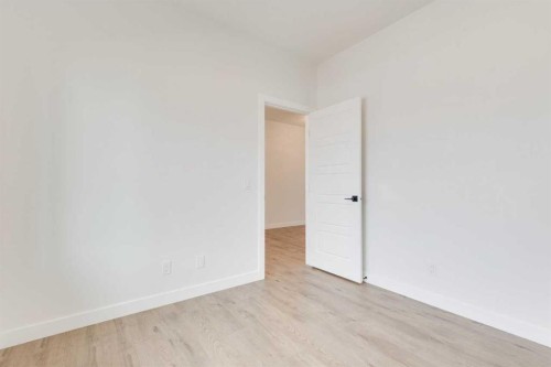 612 Buffaloberry Manor Se, Calgary, AB - Indoor Photo Showing Other Room