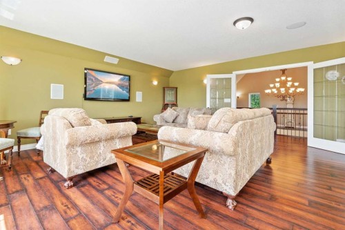41525 Range Road 32, Rural Lacombe County, AB - Indoor Photo Showing Living Room