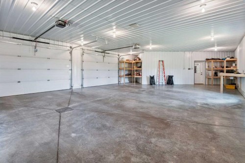 41525 Range Road 32, Rural Lacombe County, AB - Indoor Photo Showing Garage