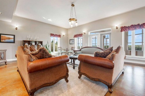 41525 Range Road 32, Rural Lacombe County, AB - Indoor Photo Showing Living Room
