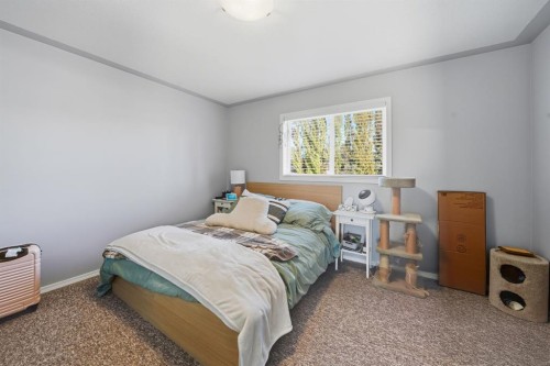 106 Drummond Close, Red Deer, AB - Indoor Photo Showing Bedroom