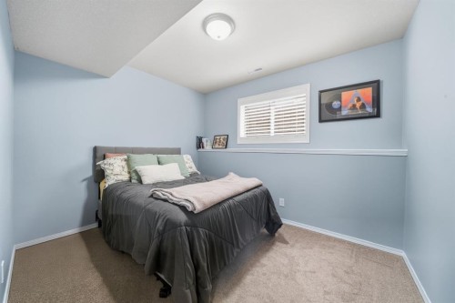 106 Drummond Close, Red Deer, AB - Indoor Photo Showing Bedroom