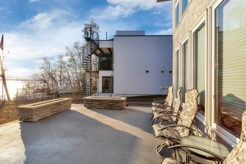 185 Birchcliff Road, Birchcliff, AB - Outdoor