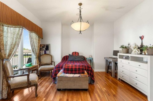 3905 44A Avenue, Drayton Valley, AB - Indoor Photo Showing Bedroom