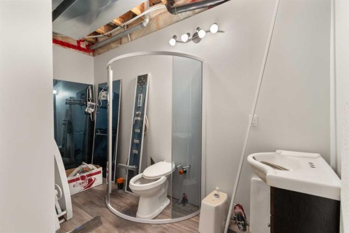 3905 44A Avenue, Drayton Valley, AB - Indoor Photo Showing Bathroom