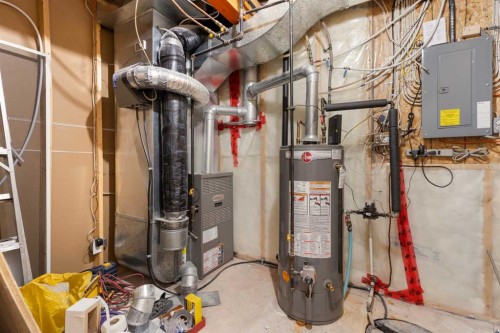 3905 44A Avenue, Drayton Valley, AB - Indoor Photo Showing Basement