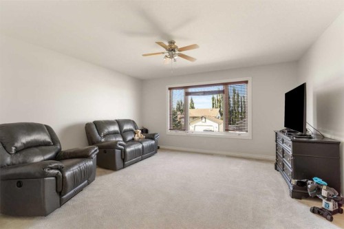 3905 44A Avenue, Drayton Valley, AB - Indoor Photo Showing Living Room
