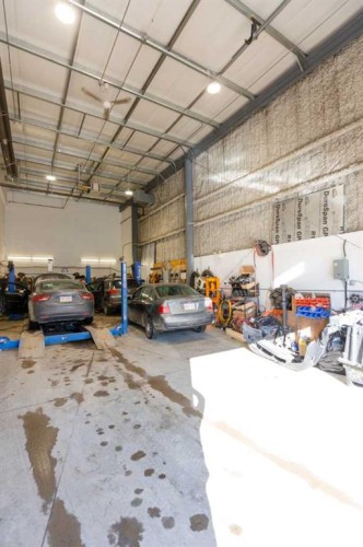 1-8121 49 Avenue Close, Red Deer, AB 