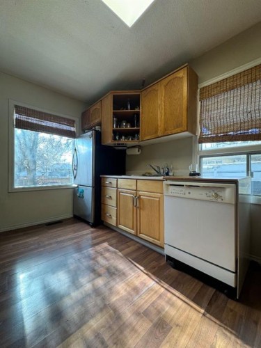 5319 47 Avenue, Wetaskiwin, AB - Indoor