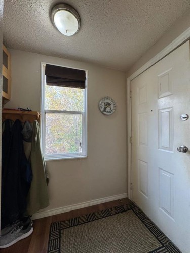 5319 47 Avenue, Wetaskiwin, AB - Indoor Photo Showing Other Room
