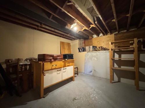 5319 47 Avenue, Wetaskiwin, AB - Indoor Photo Showing Basement