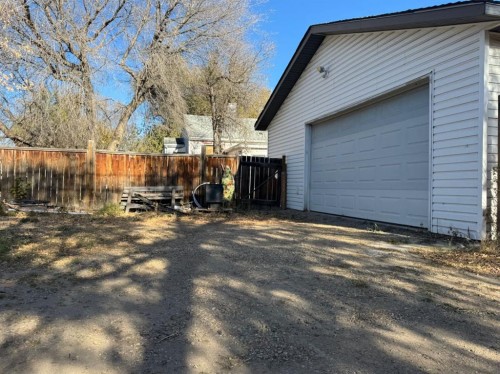 5319 47 Avenue, Wetaskiwin, AB - Outdoor